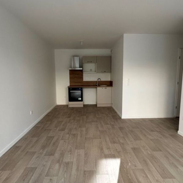 
Appartement Petit Couronne  2 pièce(s) 46.98 m2
