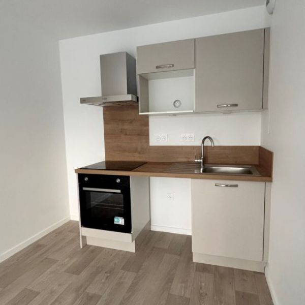 
Appartement Petit Couronne  2 pièce(s) 46.98 m2
