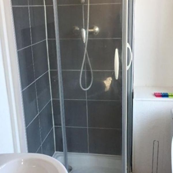 
APPARTEMENT TYPE 1 MEUBLÉ - 24M² - PREFECTURE - REF 792

