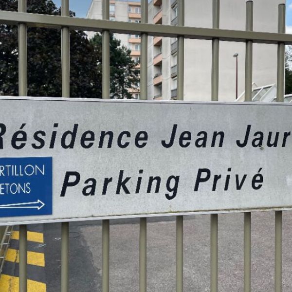 LOCATION PARKING - LE PETIT QUEVILLY - REF 5518