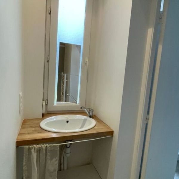 
APPARTEMENT DE TYPE 2 SAINT-ETIENNE-DU-ROUVRAY - REF 6023
