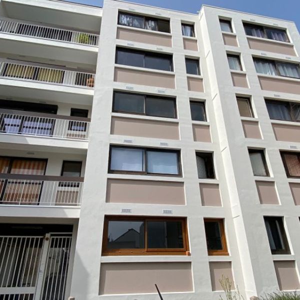 
STUDIO MEUBLÉ AVEC PARKING ET CAVE - ROUEN ST CLEMENT
