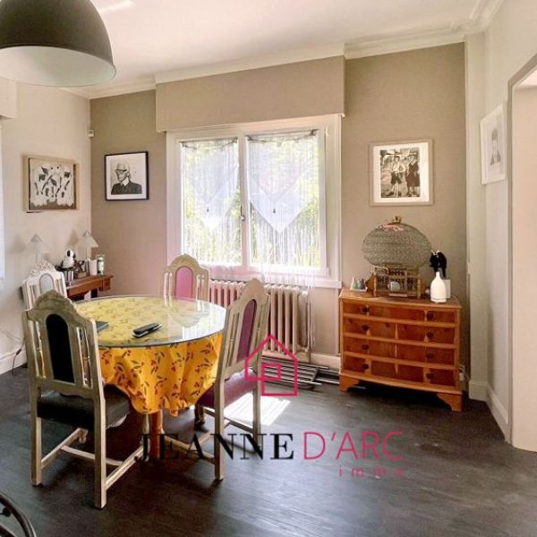
Bois-Guillaume - Maison familiale 7P - Jardin - Garage - Sous-sol
