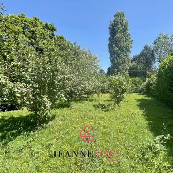
Rare à la vente : Joli Terrain plat Bois Guillaume 388 m2
