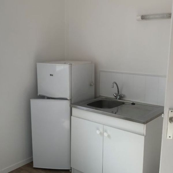 
APPARTEMENT DE TYPE 2 - 42 M² - LE PETIT QUEVILLY - REF 4401
