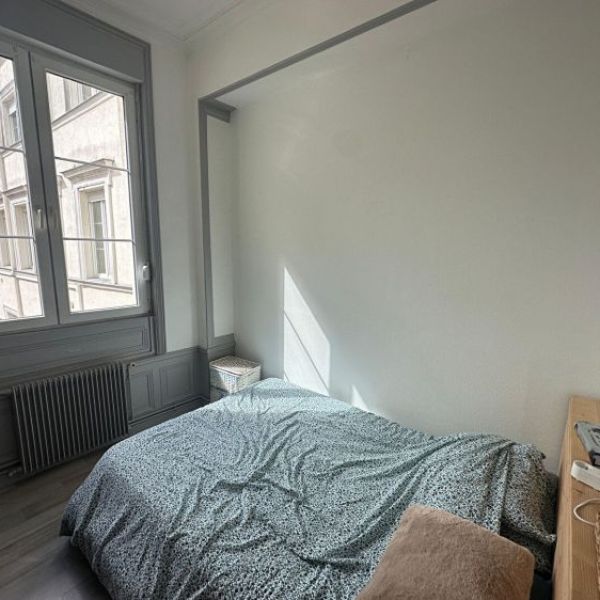 
APPARTEMENT T2 - QUARTIER BEAUVOISINE -
