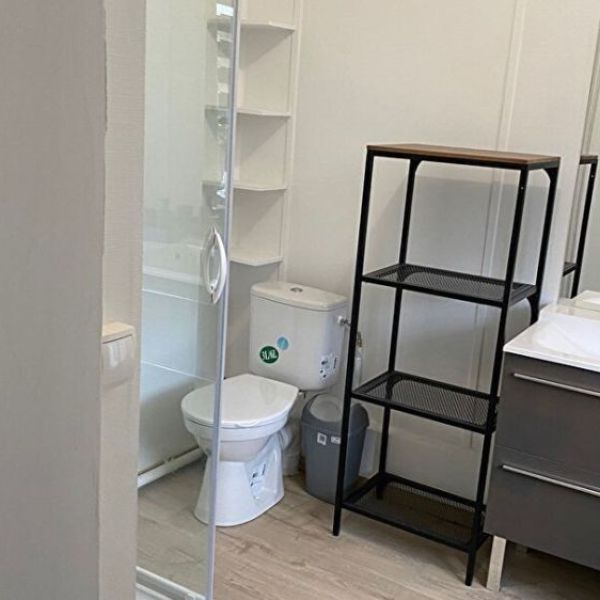 STUDI MEUBLE 20M² - PROXI VIEUX-MARCHE  - REF 3919