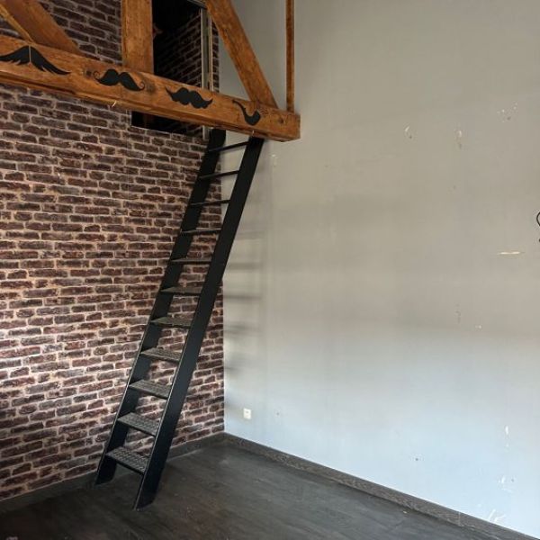 local commercial de 19,7 M² MESNIL ESNARD