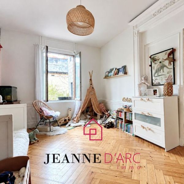 ROUEN - QUARTIER BEAUX ARTS - APPARTEMENT T2bis /T3 - AVEC JARDIN PRIVATIF - COUP DE COEUR