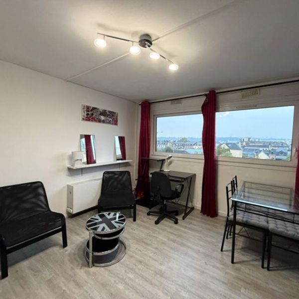 
STUDIO MEUBLÉ AVEC PARKING - ROUEN ST CLEMENT
