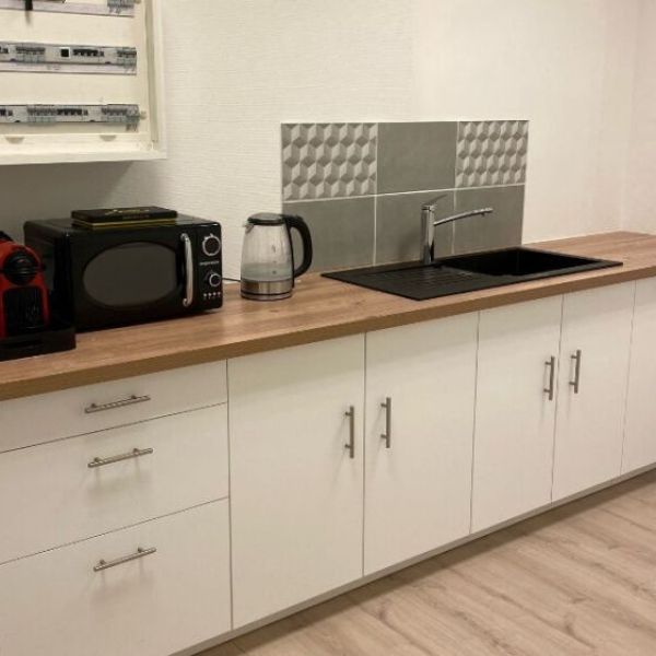
3 bureaux en zone franche urbaine BIHOREL
